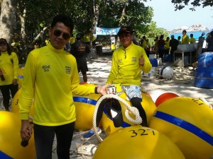 Cleaning project & Tie a buoy at similan