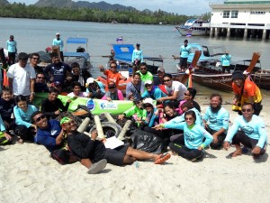 Cleaning project at Satun province