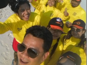 Cleaning project & Tie a buoy at similan