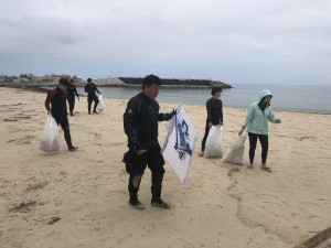 yang yang beach clean up02