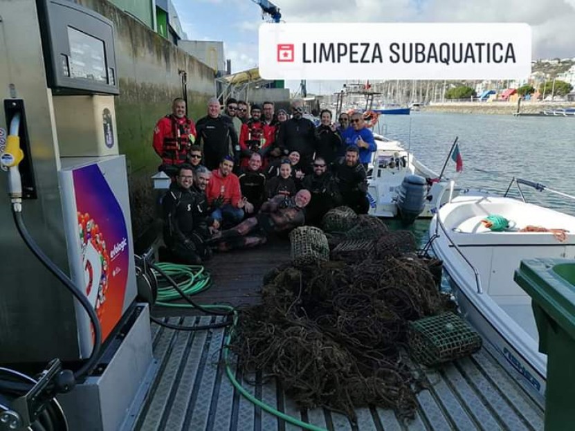 Limpeza subaquática