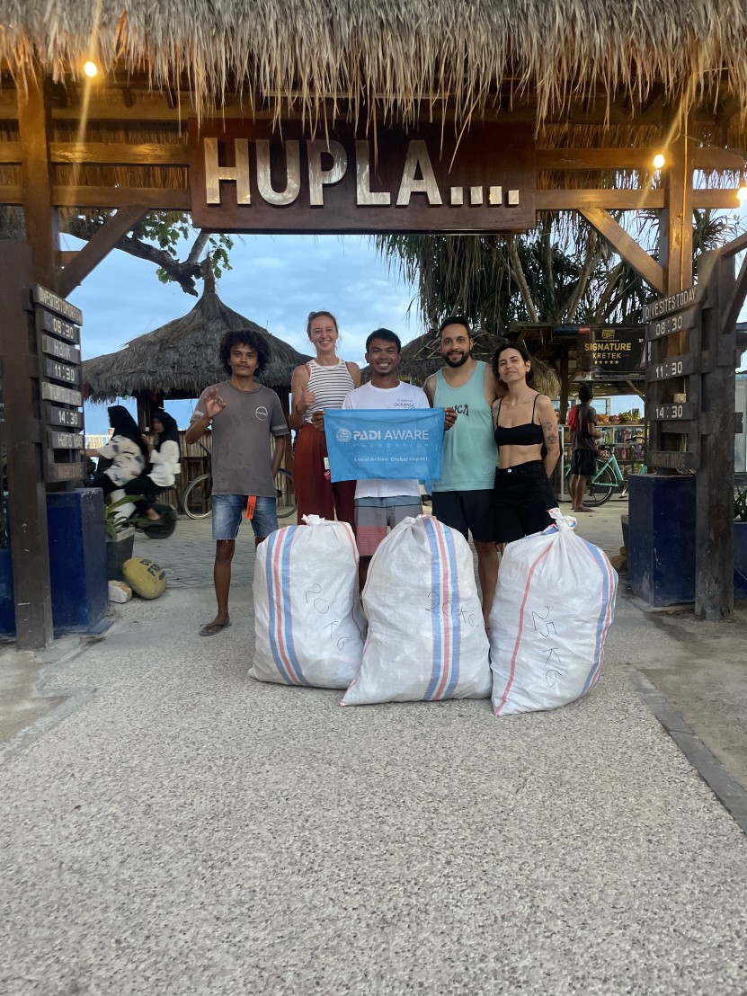 Beach Clean Up Gili Air